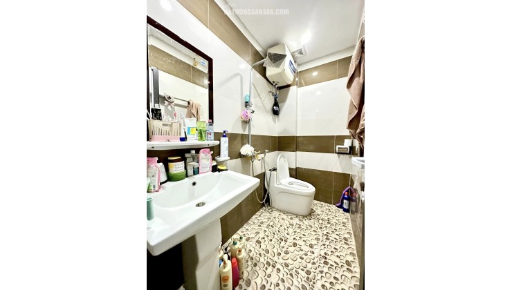 40M2_4 TẦNG_2 THOÁNG_BÃI XE CÁCH 20M_TRƯƠNG ĐỊNH ĐẠI LA_GIÁ 3.95 TỶ