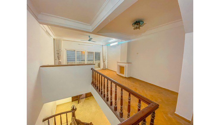 SIÊU PHẨM NGÃ TƯ SỞ - PHÂN LÔ - Ô TÔ TRÁNH 50m2 x 5 Tầng, MT 5.1, Giá 10,5 Tỷ TL 0868868383
