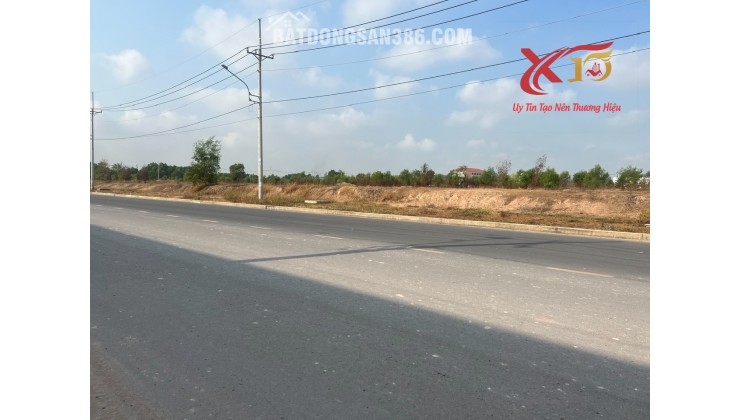 Bán đất xây dựng nhà xưởng ( SKC) dt 5.000m2 trong KCN Hố Nai 3 Trảng Bom Đồng Nai.