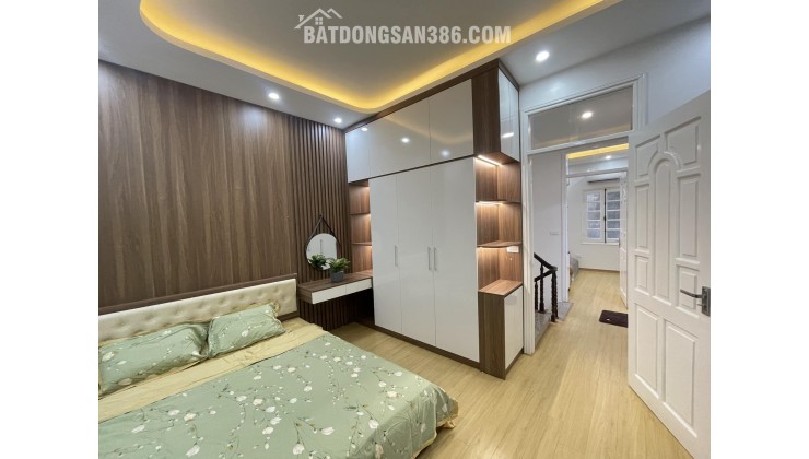 Thụy Khuê - Tây Hồ, 51m² - 5 tầng, mặt tiền 4m, nhà đẹp như khách sạn. Giá nhỉnh 6 tỷ