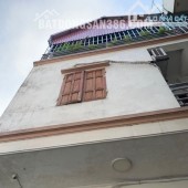 Cần bán nhà mặt phố Lê Hồng Phong, Ba Đình 50m2, 5 tầng, 12 tỷ.