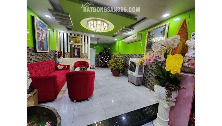 Quận 10 Nguyễn Duy Dương nhà đẹp 5 tầng BTCT  nở hậu