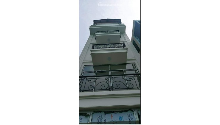 Bán nhà phố Tam Trinh, Hoàng Mai, Hà Nội. Dt 75m2, 1 mặt ngõ ô tô, 1 mặt view hồ.