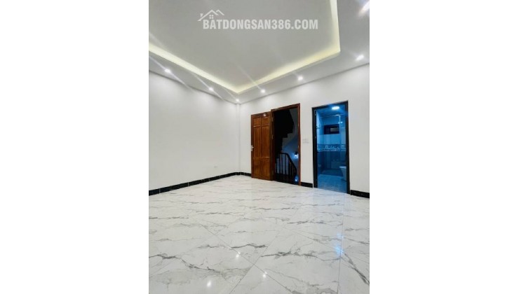Nhà mới xây – Thông số đẹp - Mặt tiền rộng – Ngõ 3m