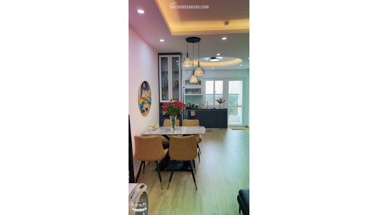 Cần bán căn hộ nhìn hồ 65m full nội thất Kđt Thanh Hà cienco 5