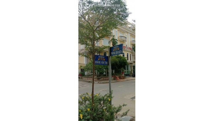 Nhà 5 tầng căn góc ngã tư đường lớn tại KQH Kiểm Huệ, số 9 Hoàng Văn Thụ, p.An Đông, Tp Huế. 0909808686