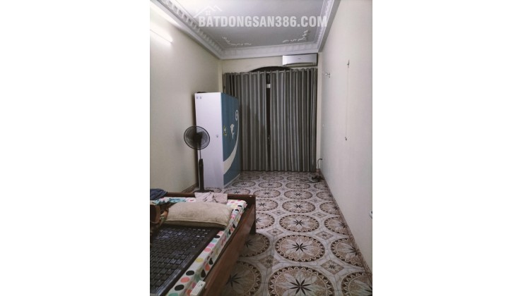 HOT -ÔTÔ đỗ cửa - 30M RA MẶT PHỐ Ô TÔ TRÁNH NGUYỄN VĂN HUYÊN - LÕI CẦU GIẤY