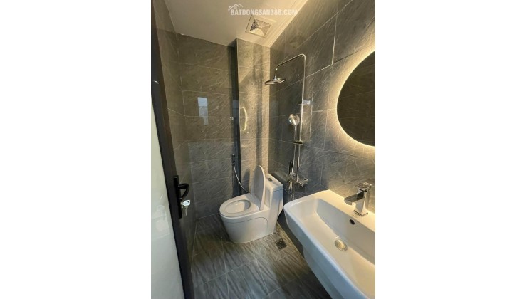 Chi tiết Bán nhà Kinh Doanh Thuê,Hoa Bằng,MT4.6m Full đồ nội thất, 7 phòng ngủ rộng chỉ 6,35Tỷ