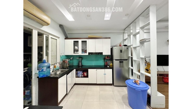 Bán căn hộ chung cư 65m² 2pn,2wc giá rẻ nhất  kdt Thanh Hà