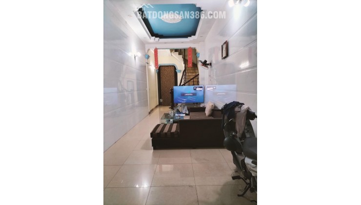 HOT -ÔTÔ đỗ cửa - 30M RA MẶT PHỐ Ô TÔ TRÁNH NGUYỄN VĂN HUYÊN - LÕI CẦU GIẤY