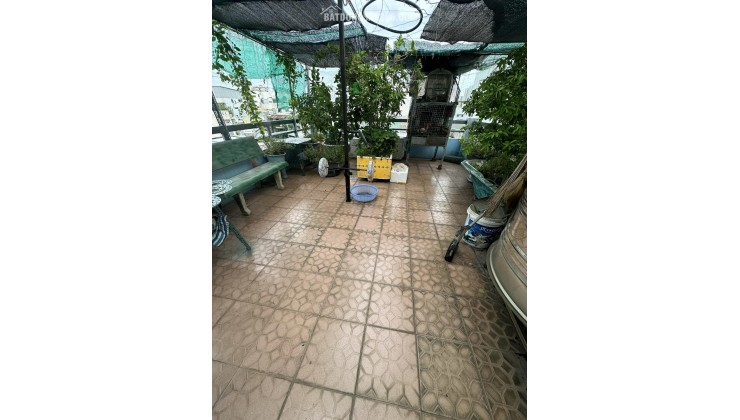 Trung tâm Quận 6 gần chợ lớn- DT 48m2 -3 tâng 4PN-3WC.