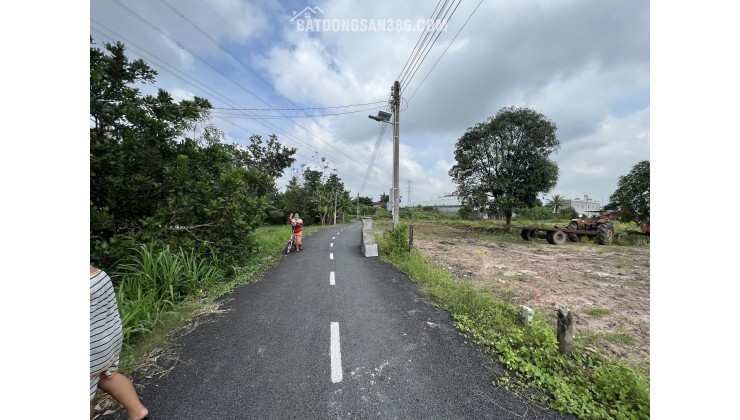 chính chủ cần bán lô đất gò dầu tây ninh ngay giá 1 tỷ2