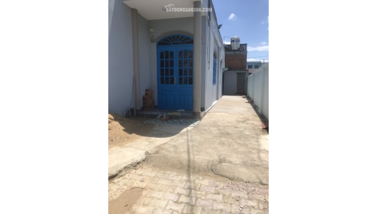 Bán biệt thự Mini ở TP Biên Hoà đường Nguyễn Thái Học, 200m2, 3,6 tỷ. Lh:0947789222