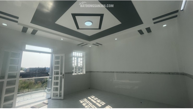 Bán nhà dt 5x23m gần ủy ban xã Mỹ Lộc, cần Giuộc , quốc lộ 50