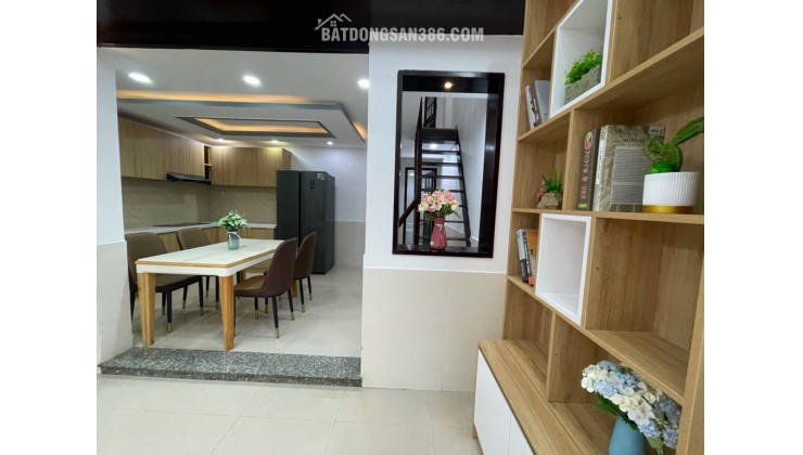 NHỈNH  2TỶ LÀ CÓ NHÀ 70M2,KIỆT NHỰA 3M,NGAY TRUNG TÂM TP, GẦN CHỢ CỒN, BIG C , DÂN CƯ SẦM UẤT