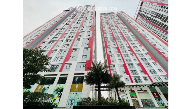 Bán độc quyền căn hộ 90m2, Duy Tân, Cầu Giấy, mật độ thang thấp, có chỗ để ô tô, rẻ nhất Cầu Giấy