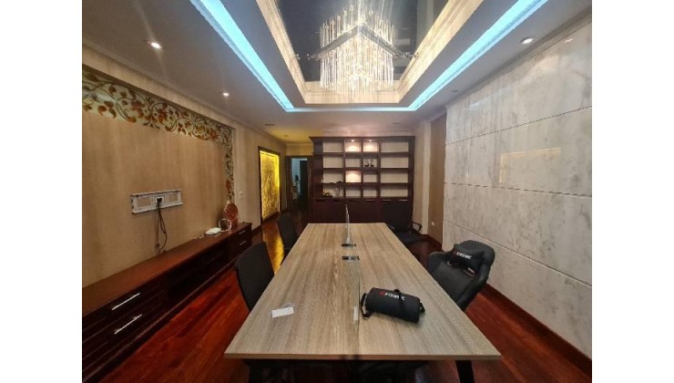 TRUNG TÂM - GẦN PHỐ - 2 THOÁNG - NGÕ RỘNG - Ô TÔ ĐỖ CỬA. Bán nhà  Đầm Trấu 110m 4T MT4.8m