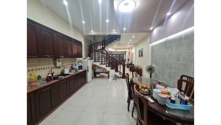 TRUNG TÂM - GẦN PHỐ - 2 THOÁNG - NGÕ RỘNG - Ô TÔ ĐỖ CỬA. Bán nhà  Đầm Trấu 110m 4T MT4.8m