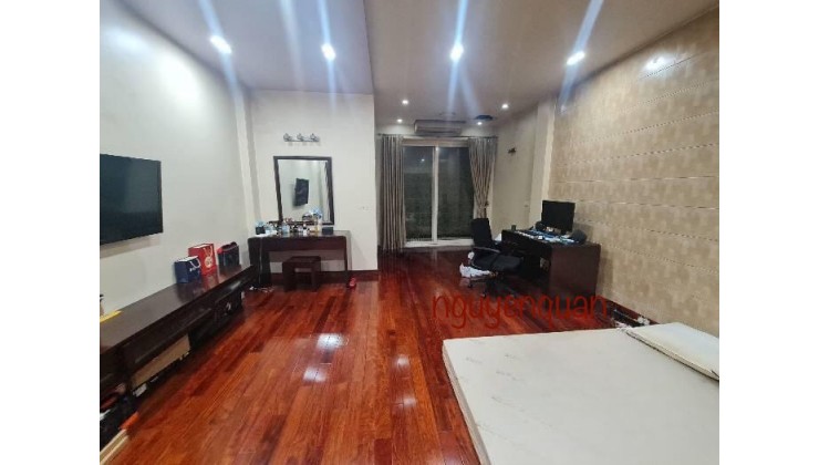 TRUNG TÂM - GẦN PHỐ - 2 THOÁNG - NGÕ RỘNG - Ô TÔ ĐỖ CỬA. Bán nhà  Đầm Trấu 110m 4T MT4.8m