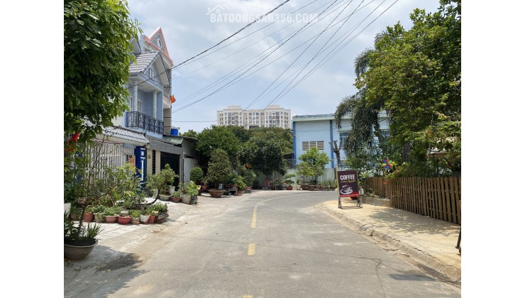 Bán đất Quận 2 khu biệt thự 10 mẫu đường Nguyễn Duy Trinh TP Thủ Đức 200m2