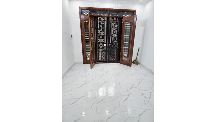 30m2*5t_4.28 tỷ_NGÃ 4 TRẦN KHÁT CHÂN_ LÒ ĐÚC_HAI BÀ TRƯNG_0985818818