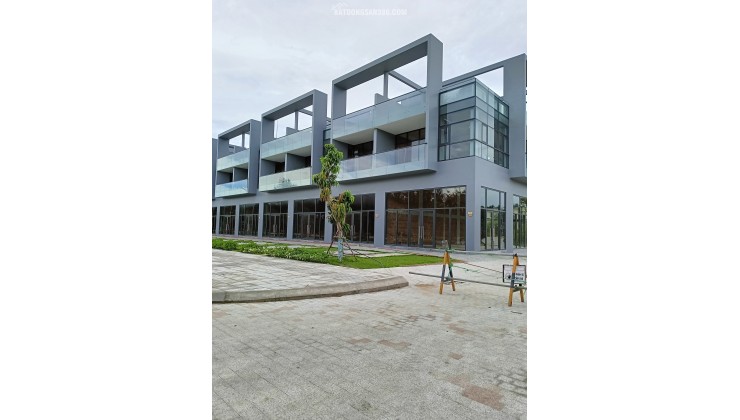 Bán đất,nhà mặt phố ,tuy hoà,phú yên .lh 0905339707