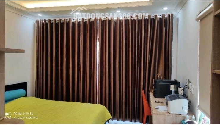 Bán nhà Thạch Bàn: 30m2 x 6 tầng MT4.3m full nội thất chỉ 5.85 tỷ. Lh:0965091176.