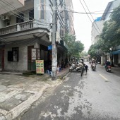 Bán Nhà Nguyễn Thái Học Thuộc Khu Phân Lô Ô TÔ TRÁNH  MẶT NGÕ THÔNG 2 PHỐ CÁCH PHỐ 1 NHÀ
