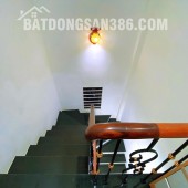 BÁN NHÀ LÔ GÓC 2 THOÁNG 6 TỶ 31m 5 TẦNG MẶT TIỀN 5m ĐƯỜNG LẠC LONG QUÂN NHÀ MỚI Ở NGAY