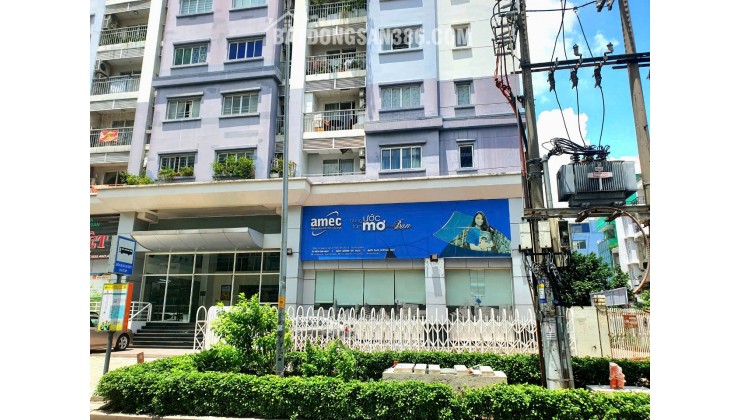 Shophouse góc 2MT căn hộ Nguyễn Phúc Nguyên P10Q3. SHR DTSD 154m2 chỉ 12 tỷ. Lh:0937933777.