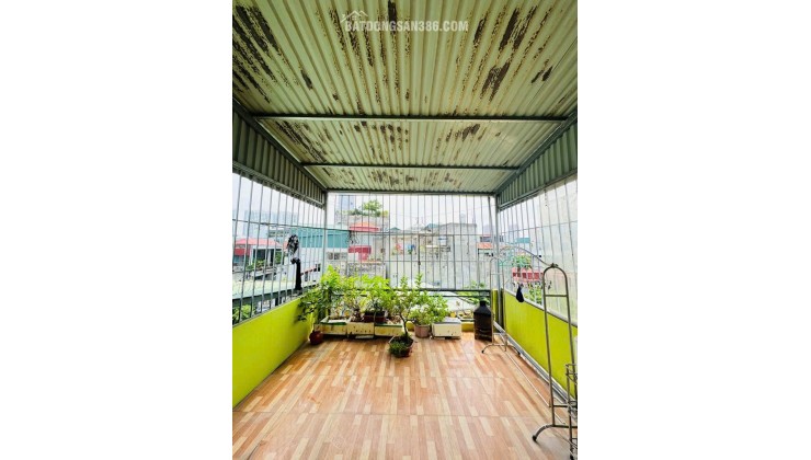 BÁN NHÀ HOÀNG MAI - NGÕ SIÊU NÔNG - NHÀ ĐẸP Ở LUÔN - DT 25M2X5T, MT 3.5M, GIÁ 3.95 TỶ.