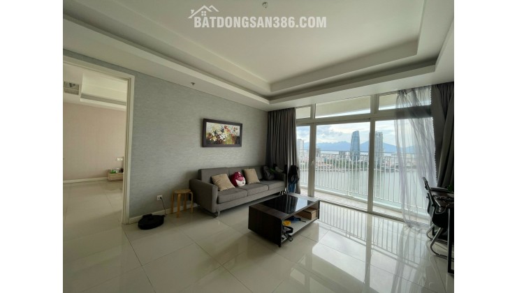 Chủ nhờ bán căn hộ Azura, view trực diện sông Hàn, 2PN, 109m2, giá tốt nhất, làm việc nhanh chóng