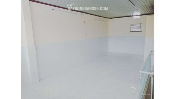 Cần bán căn nhà ngay Tân Thông Hội đường số 30 (gần giao lộ với đường số 9) 700 triệu
