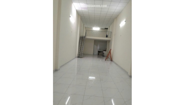 Cho thuê mặt tiền kinh doanh đa ngành nghề tại Hóc Môn 8tr/th/143m2. Lh:0975425348