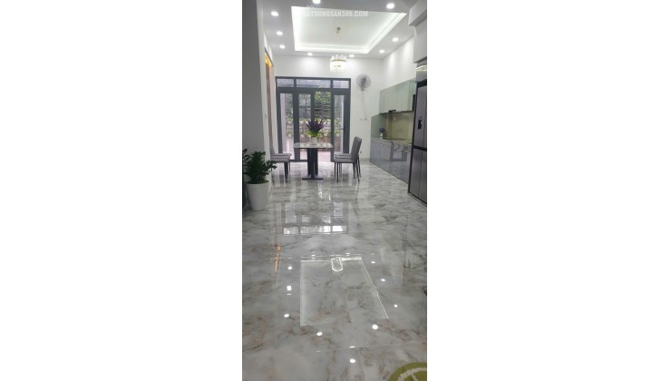 Bán nhà tại Hiệp Bình Chánh - DT 110m2 - SHR - 8.9 tỷ. Lh: 0928344557, 0908310948 Mr.Phát