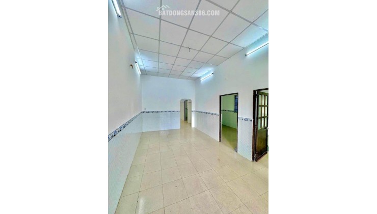 Cần bán gấp căn nhà cấp 4 gần đường trần Văn Trẫm , Củ Chi 115m2 sổ hồng riêng giá 680tr