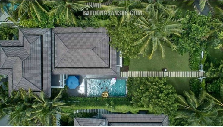 Siêu hiếm căn villa Premier mặt biển Mỹ Khê 300m2 - 4PN - Sổ hồng lâu dài - full nội thất