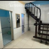 Cho thuê nhà nguyên căn P6Q8 – DTSD 112m2 – giá 9tr/th cọc 1 tháng. Lh:0903078807 – 0908570047.