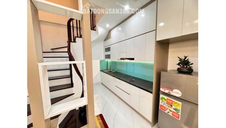 NHÀ DÂN XÂY CHẮC CHẮN NGÕ 506 BẠCH MAI_VÀI BƯỚC RA PHỐ_32M2 CHỈ 5.28 TỶ