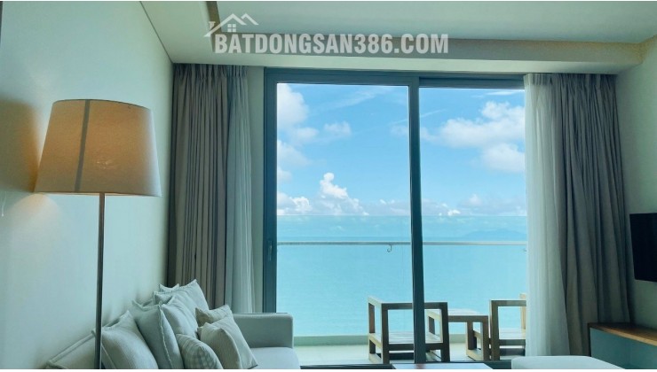 CC cần bán gấp căn studio A La Carte, view biển Mỹ Khê, sổ hồng lâu dài, giá 2tỷxx