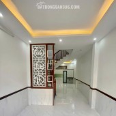 Bán nhà 40m2, xây dựng 4 tầng cạnh trường Lý Nam Đế, TT Trạm Trôi, Hoài Đức. Lh 0986732688