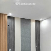 Nhà 1 trệt 2 lầu cần bán gấp ăn Tết gần chùa Long Bửu
