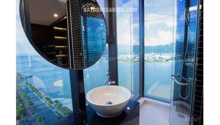 SAM Towers hiện hữu 76.8m2 thoáng 2 ban công view pháo hoa Đà Nẵng