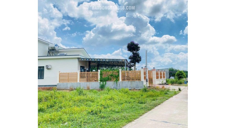 Đất thổ cư chính chủ 260m2 ngay KCN gần UBND Xã giá 200tr