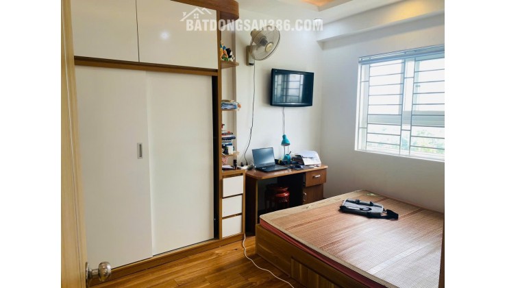 Chính chủ gửi bán căn hộ 65m² full nội thất view Hồ giá 2.3 tỷ tại 6 tòa KĐT Thanh Hà Cienco 5!