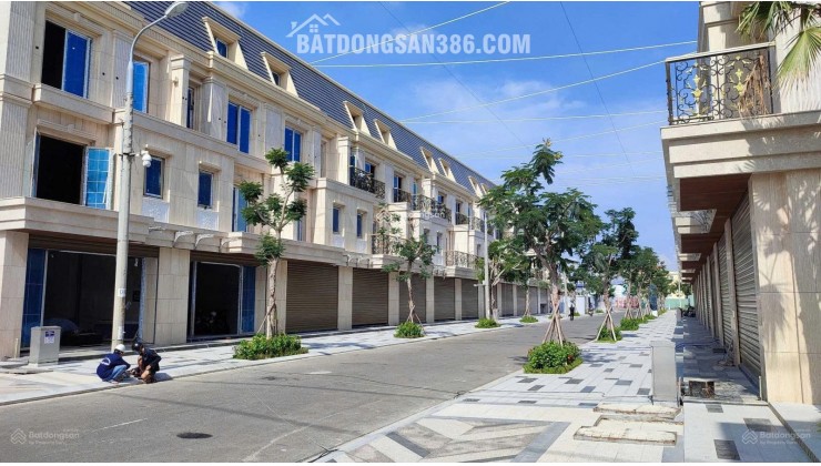 Con đi du học - chủ nhà cần bán gấp nhà 5 tầng Pavillon cạnh sông Hàn sẵn sổ đỏ chỉ 12tỷ9