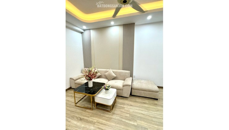 Chính chủ gửi bán căn hộ 2 ngủ view Hồ, full nội thất mới tại tòa HH02-2B KDT Thanh Hà Cienco 5