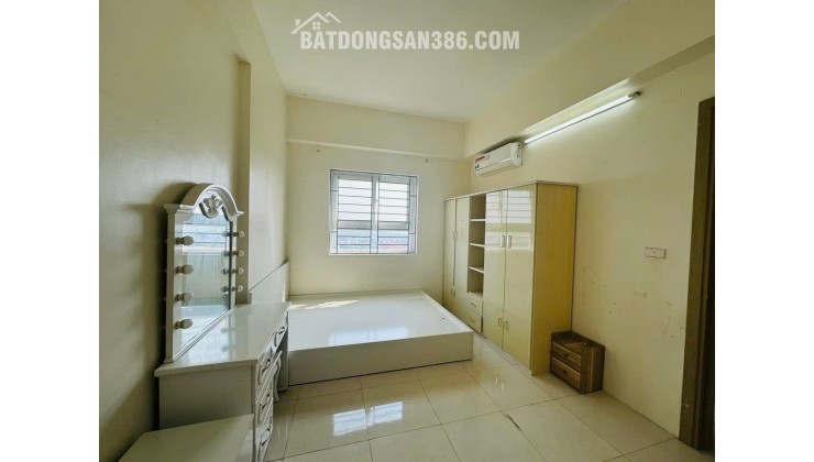 Chính chủ gửi bán căn hộ 2 ngủ full nội thất, hướng Đông Nam giá rẻ nhất KDT Thanh Hà Cienco 5