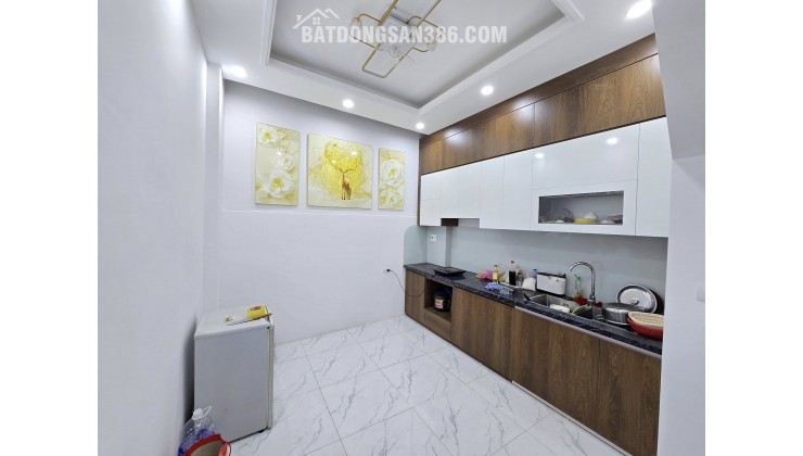 Bán nhà Phố Kim Giang , Quận Hoàng Mai, Nhà đẹp. Giá 6.7 tỷ.