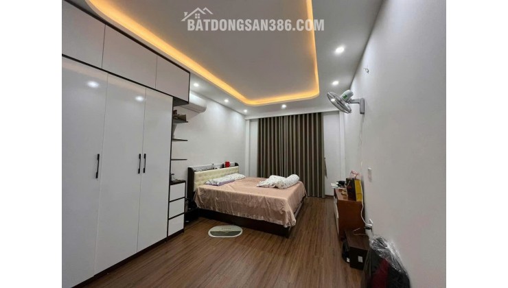 BÁN NHÀ CẠNH DÃY BIỆT THỰ KHU NGOẠI GIAO ĐOÀN - 30M2 - 5 TẦNG - CHÍNH CHỦ - 0963 815 489